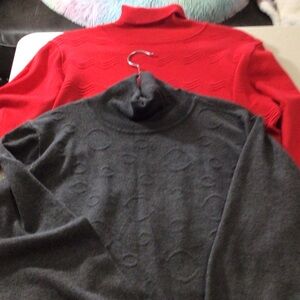 Sweater bundle lot 731